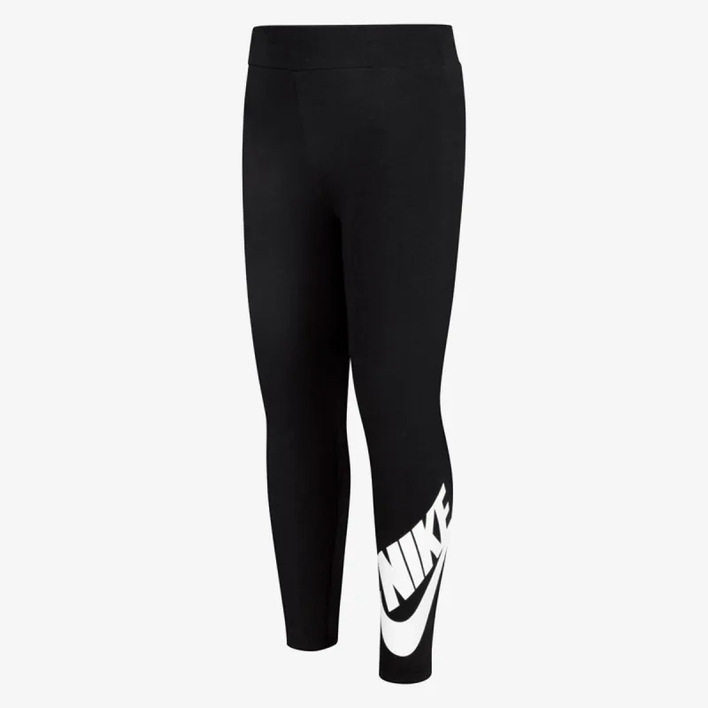 Nike Sportswear Club 