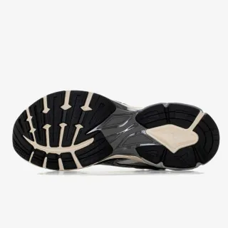 Puma Velophasis Born in the 2000s 