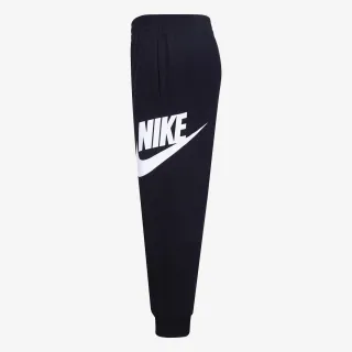 Nike Sportswear Club 