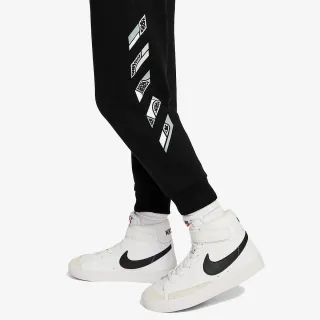 Nike Outside the lines 
