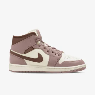 Nike WMNS AIR JORDAN 1 MID 