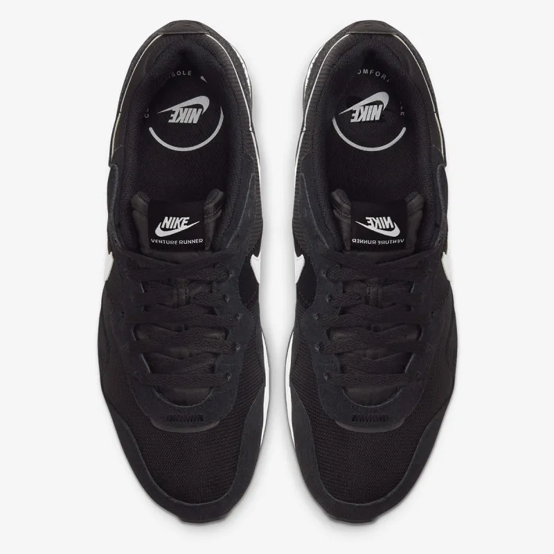 Nike Venture Runner 