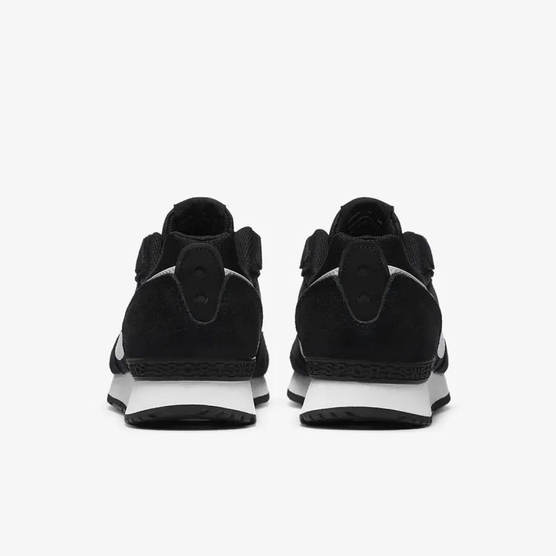 Nike WMNS NIKE VENTURE RUNNER 
