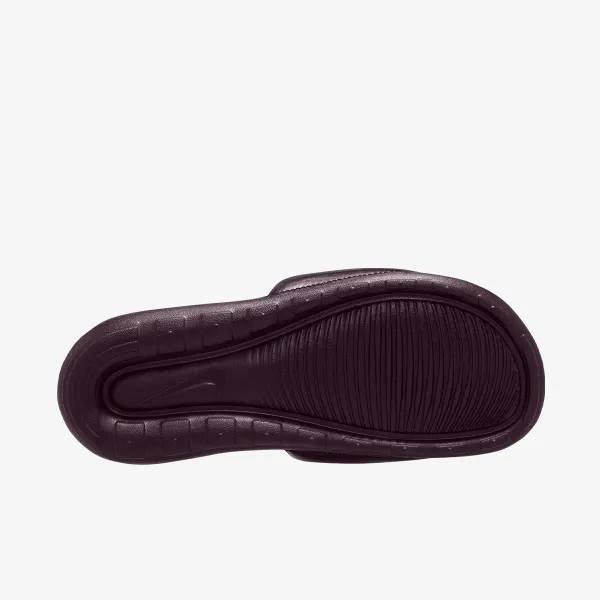 Nike W NIKE VICTORI ONE SLIDE 