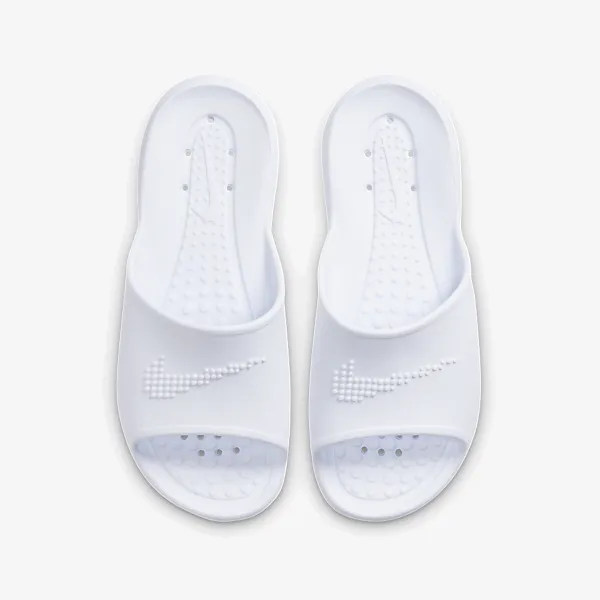 Nike Victori One 