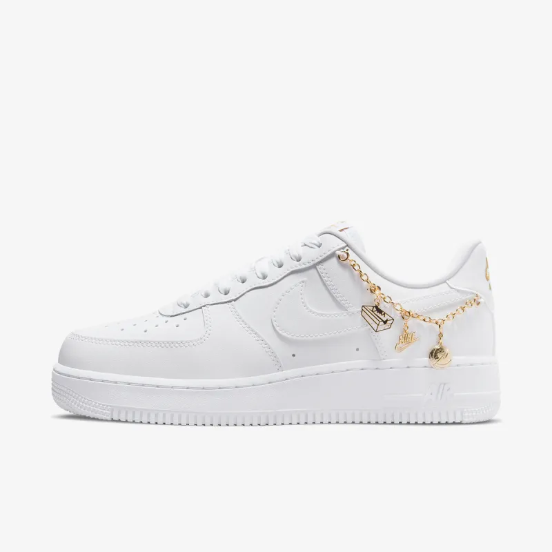 Nike WMNS AIR FORCE 1 '07 LX 