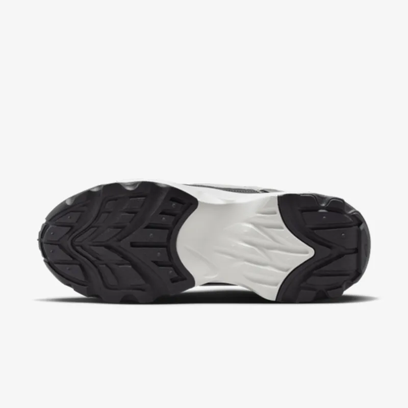 Nike W NIKE TC 7900 