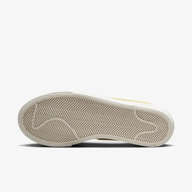 Nike Nike Blazer Low Platform 