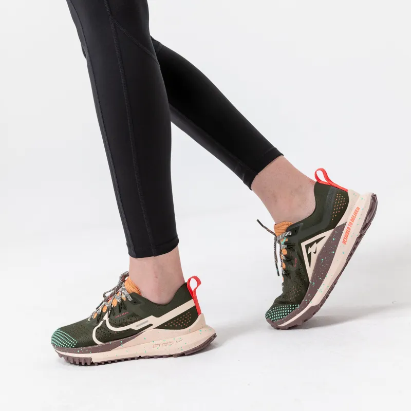 Nike React Pegasus Trail 4 