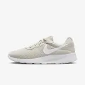 Nike Tanjun 