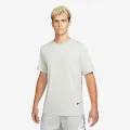 Nike M NSW TEE SUSTAINABILITY 