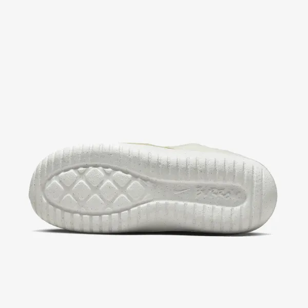 Nike W NIKE BURROW SE 