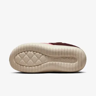Nike W NIKE BURROW SE 