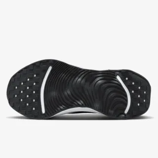 Nike Motiva 