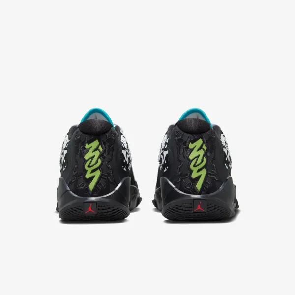Nike Zion 3 
