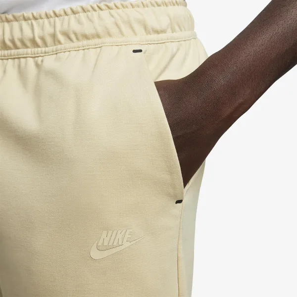 Nike M NK TECH SHORT LGHTWHT 