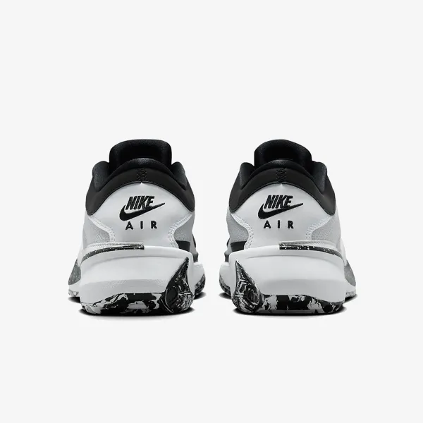 Nike ZOOM FREAK 5 