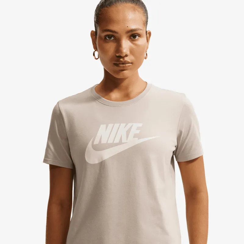 Nike W NSW CLUB SS TEE ICN FTRA 