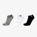 Converse 3PP Convese Men’s Sta Chevon logo flat k 