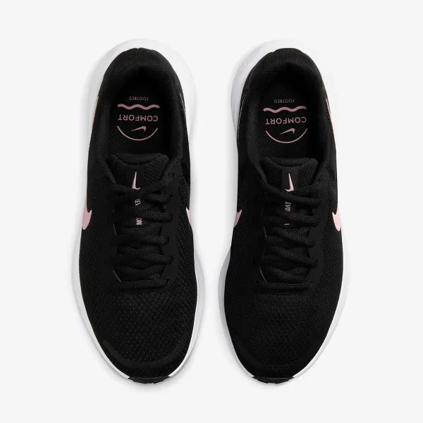 Nike Revolution 7 