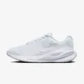 Nike Revolution 7 