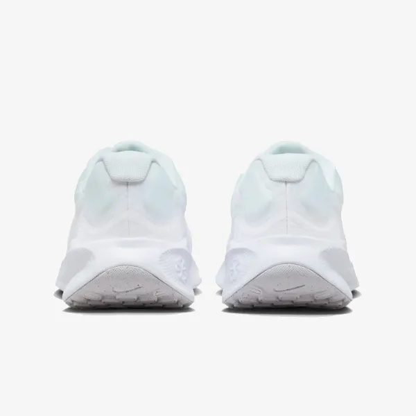 Nike Revolution 7 