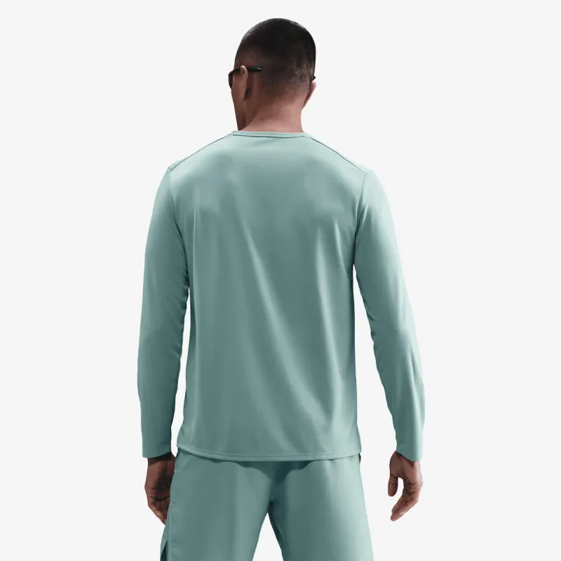 Nike Miler 