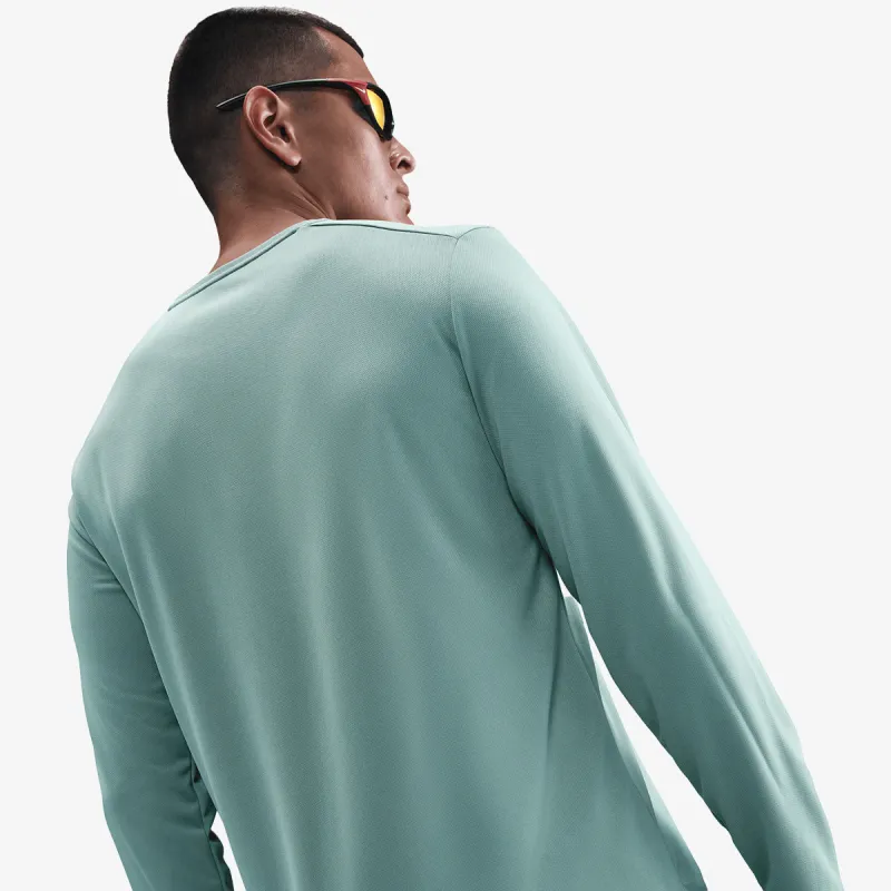 Nike Miler 