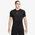 Nike M NP DF  SLIM TOP SS 