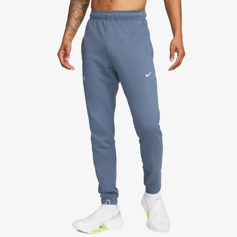 Nike Studio 72 