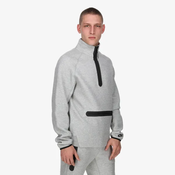 Nike Tech Fleece 