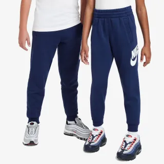 Nike Sportswear Club 