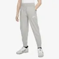 Nike Sportswear Club 