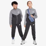 Nike Sportswear Club 