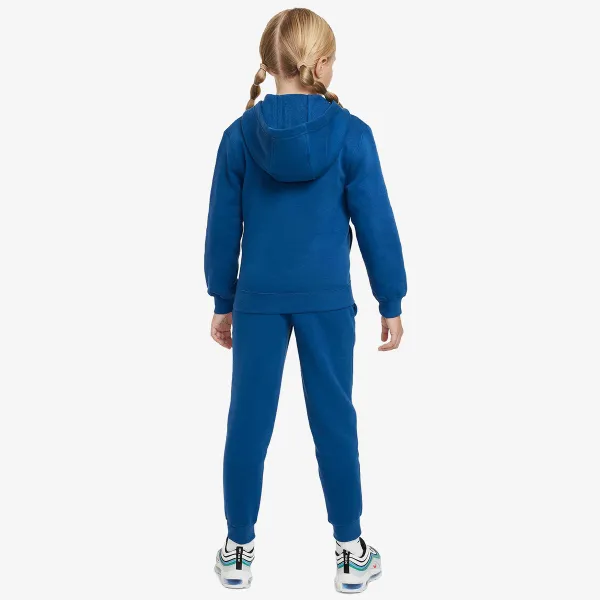 Nike Sportswear 