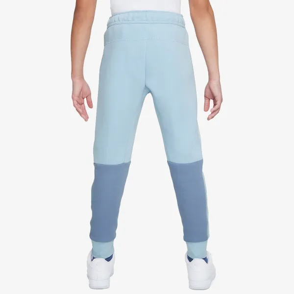 Nike Tech Fleece 