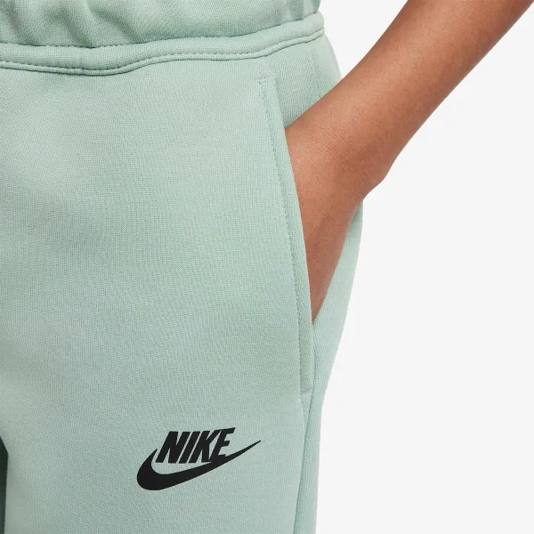 Nike Tech Fleece 