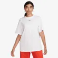 Nike Sportswear Essential 
