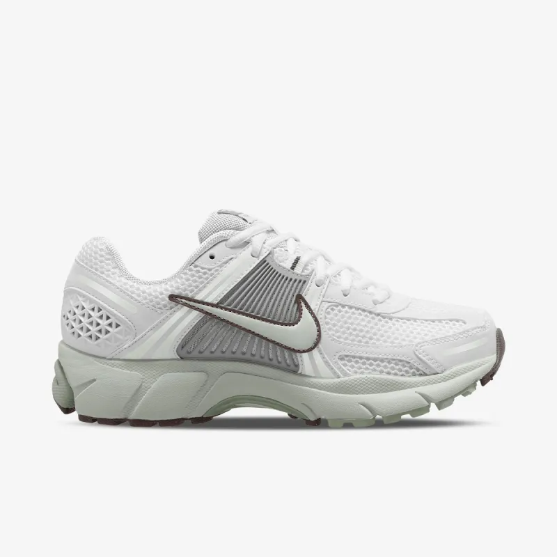 Nike W NIKE ZOOM VOMERO 5 