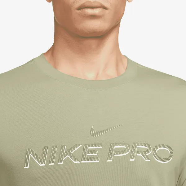 Nike Dri-Fit 
