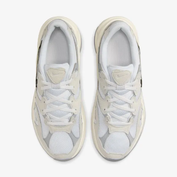 Nike Al8 