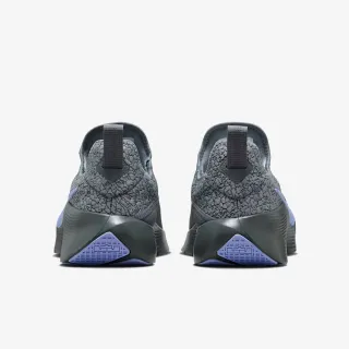 Nike LEBRON TR 1 