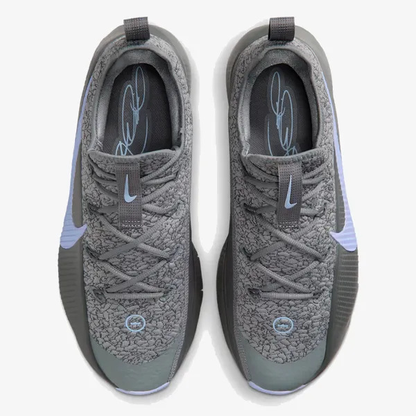 Nike LEBRON TR 1 
