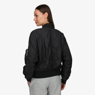 Nike Sportswear Essentials 