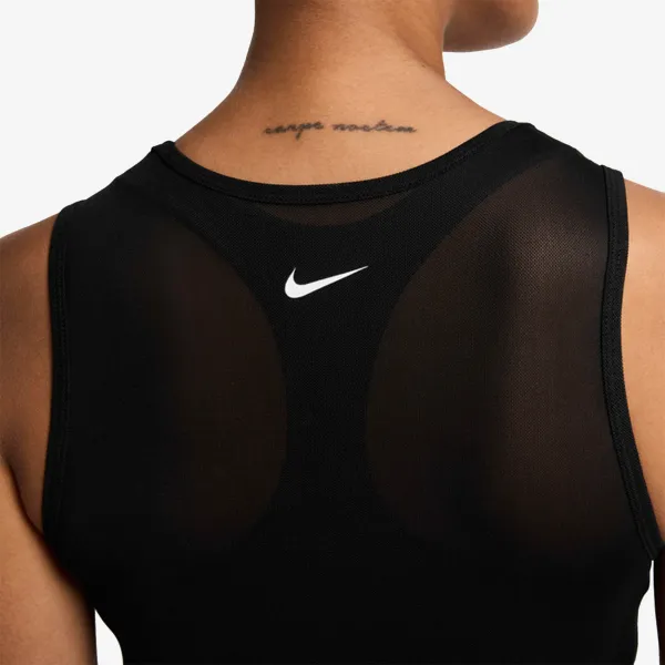 Nike Pro 