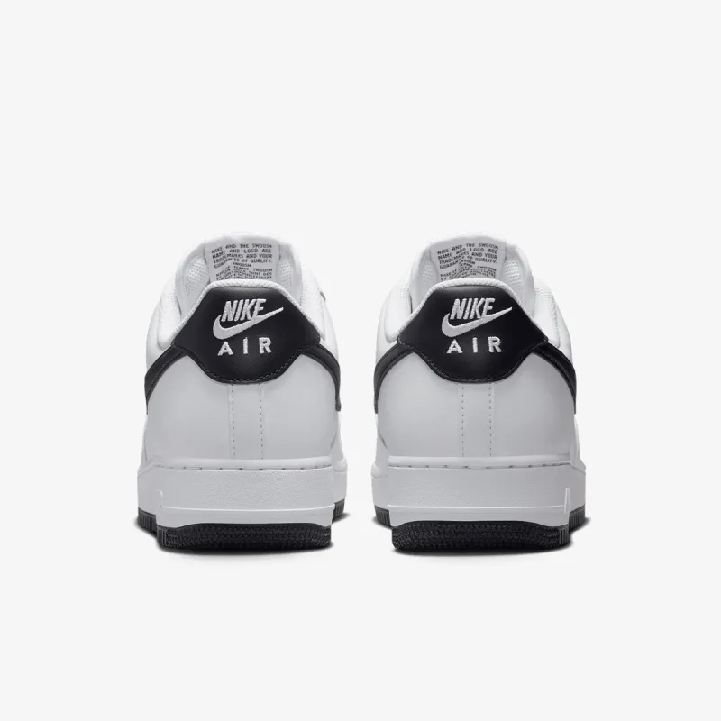 Nike AIR FORCE 1 '07 