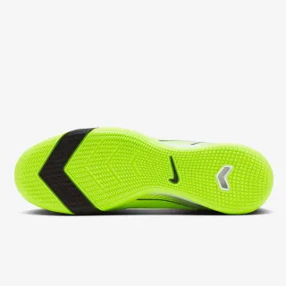 Nike ZOOM VAPOR 16 ACADEMY IC 