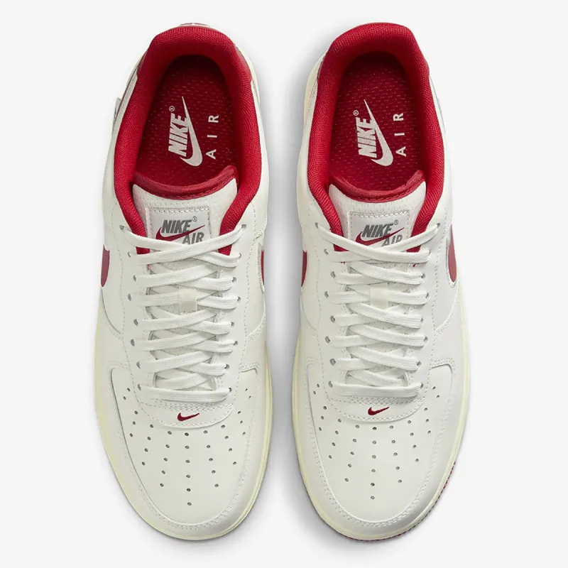 Nike Air Force 