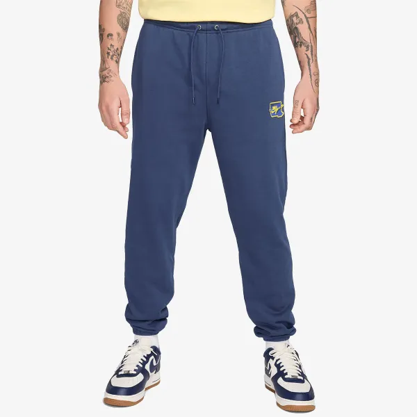 Nike Club 