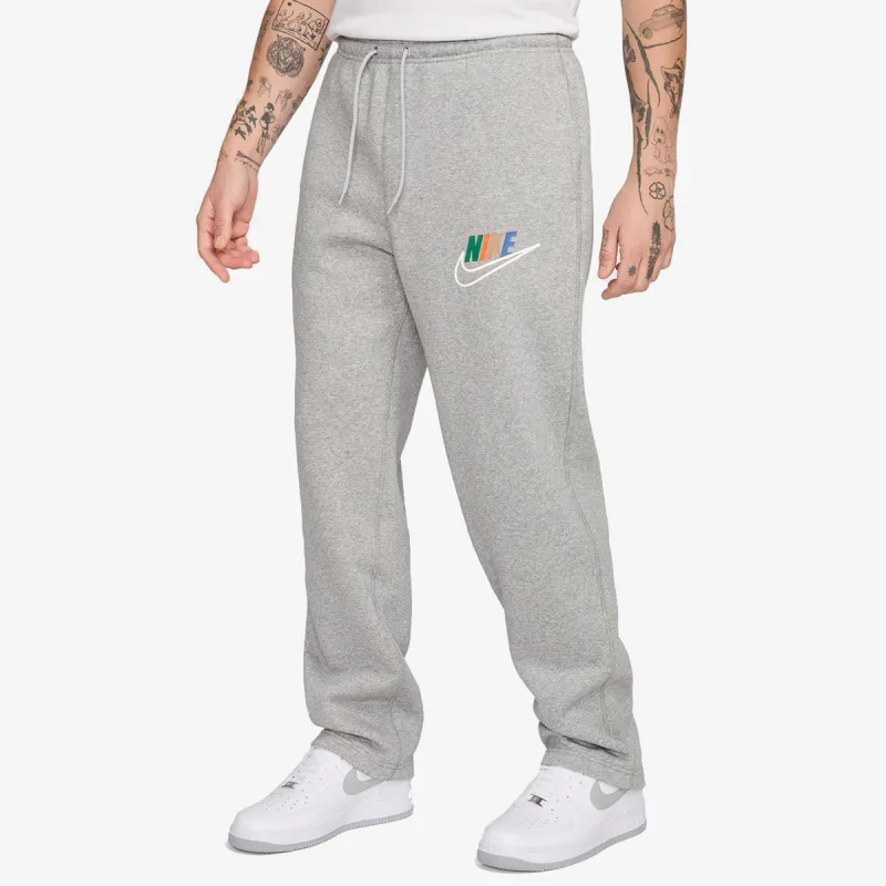 Nike Club 